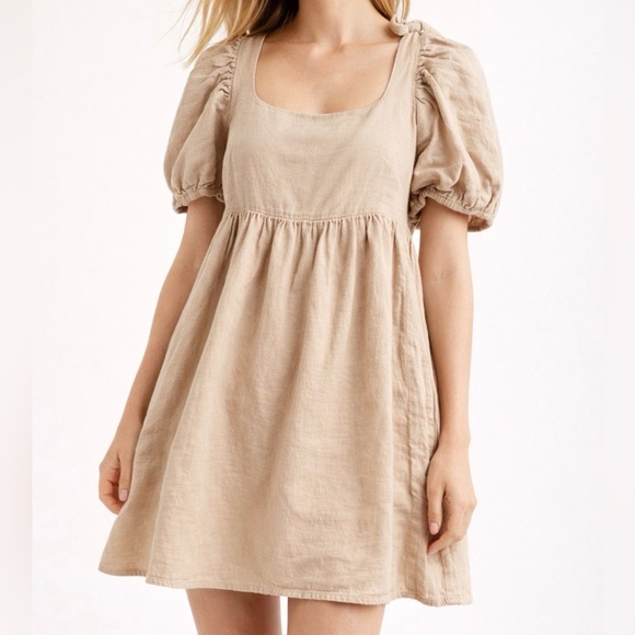 Altar'd State Dresses & Skirts - Altar'd State Tan Puff Short Sleeve Tie Open Back Mini Dress Size XS